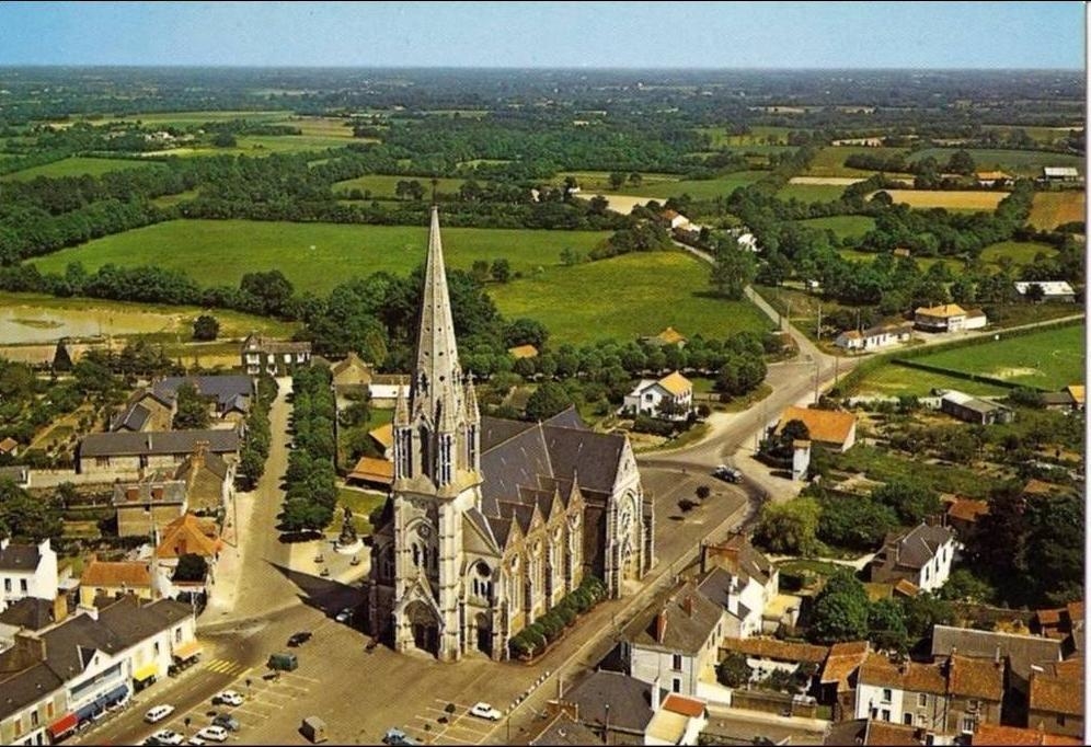 Saint-Philbert-de-Grand-Lieu.jpg